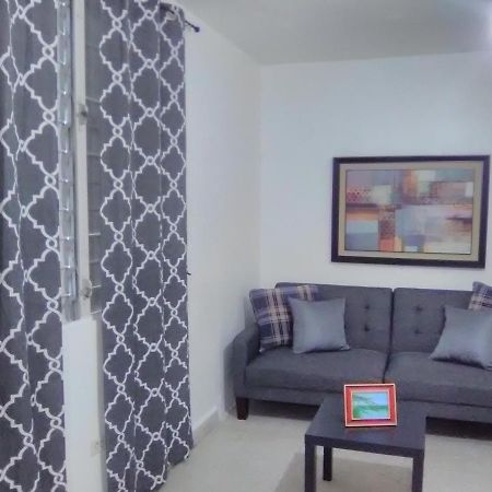 Hermoso Apartamento Frente Aeropuerto De Isla Verde 산후안 외부 사진