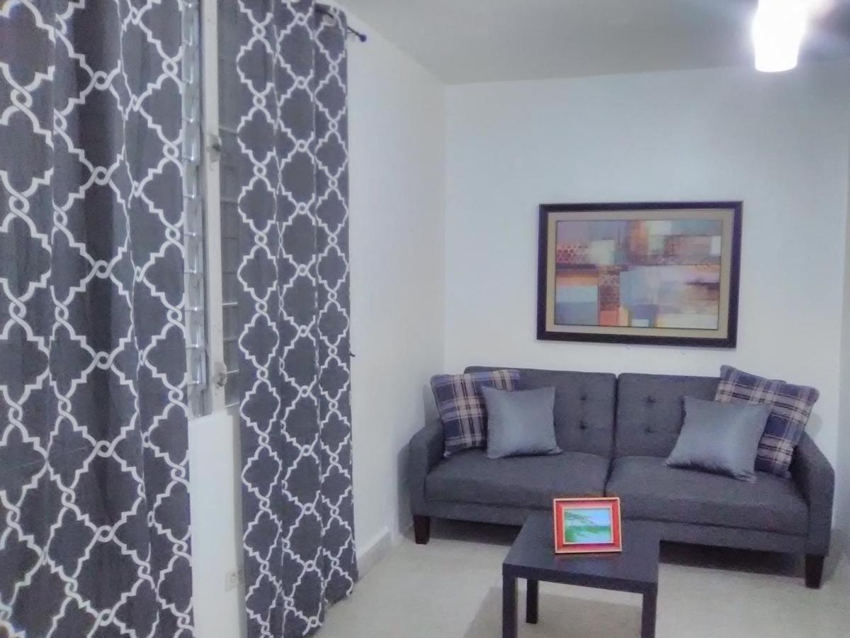 Hermoso Apartamento Frente Aeropuerto De Isla Verde 산후안 외부 사진